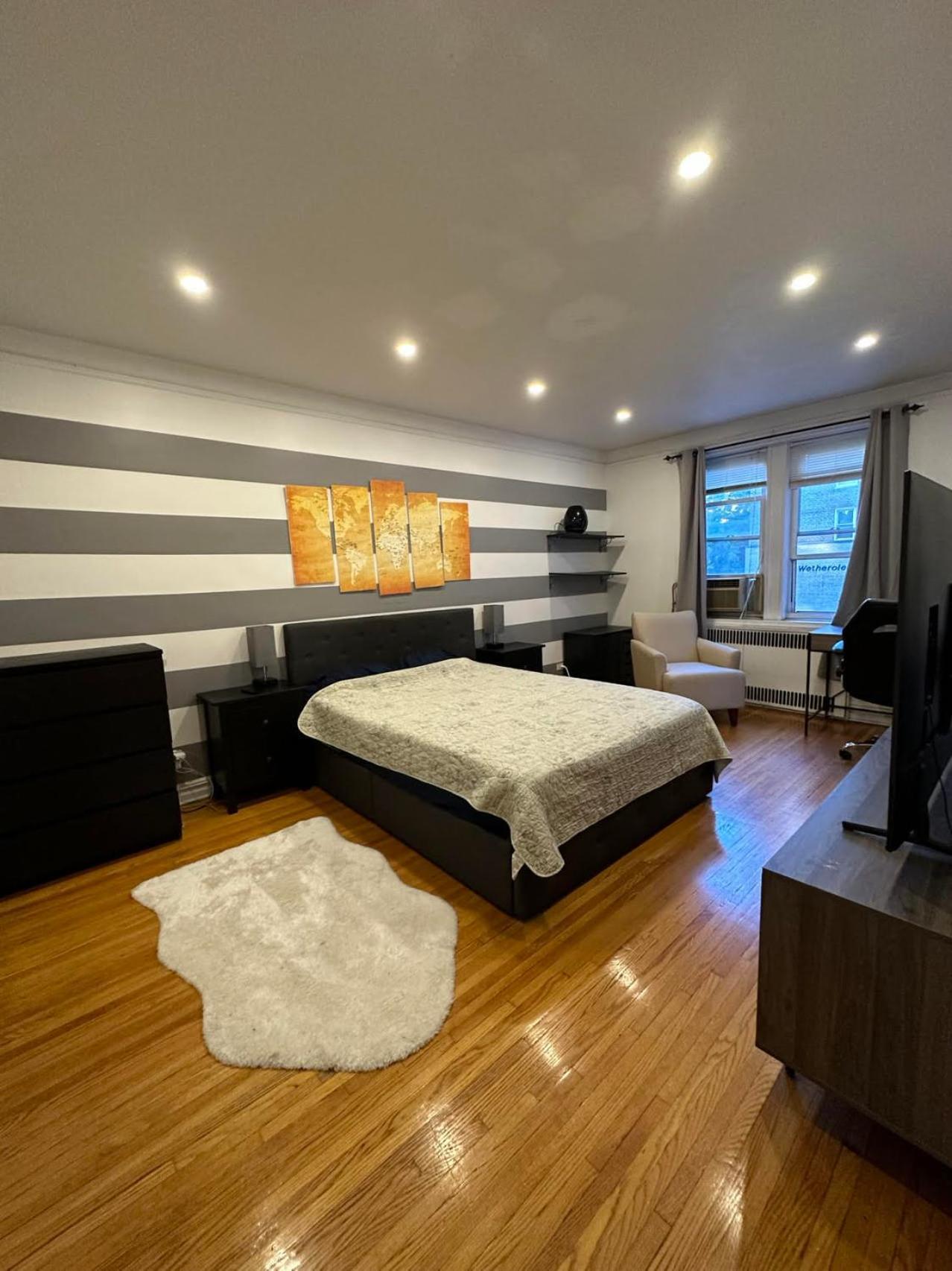 Appartement 2 Large Bedrooms In Rego Park