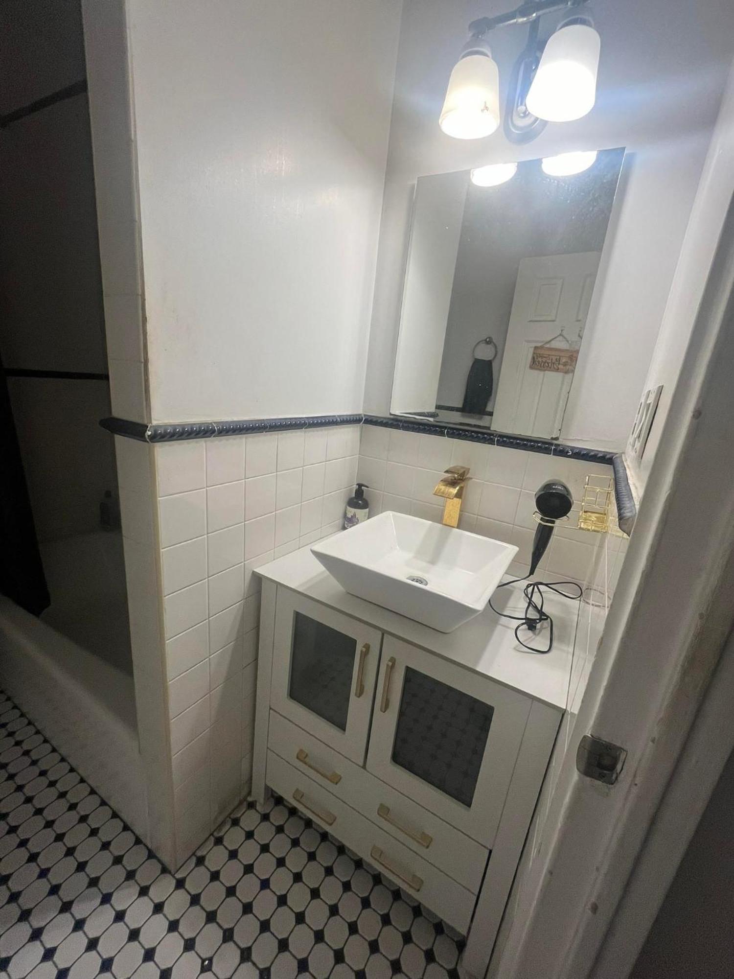 2 Large Bedrooms In Rego Park Appartement New York